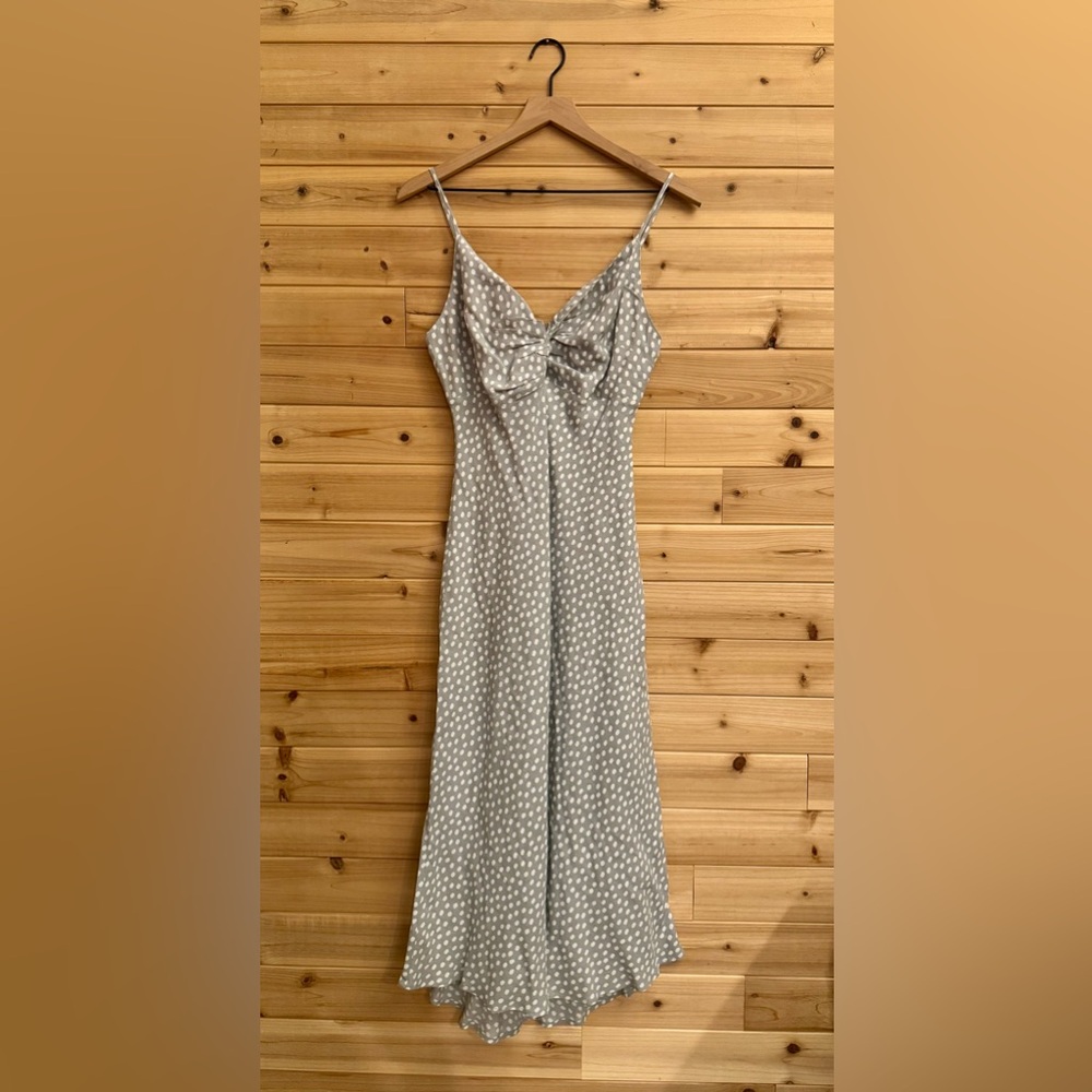 Abercrombie & Fitch Medium Preppy Summer Polka Dot Twist Front Dress